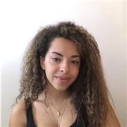 Profesora de apoyo escolar, tanto en primaria como ESO o bachillerato. En especial Inglés, química y matemáticas